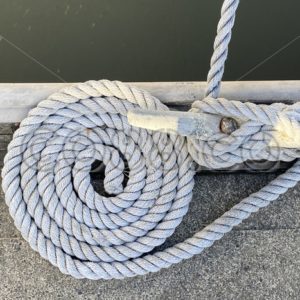 Coiled Mooring Line and Cleat - CO88.co